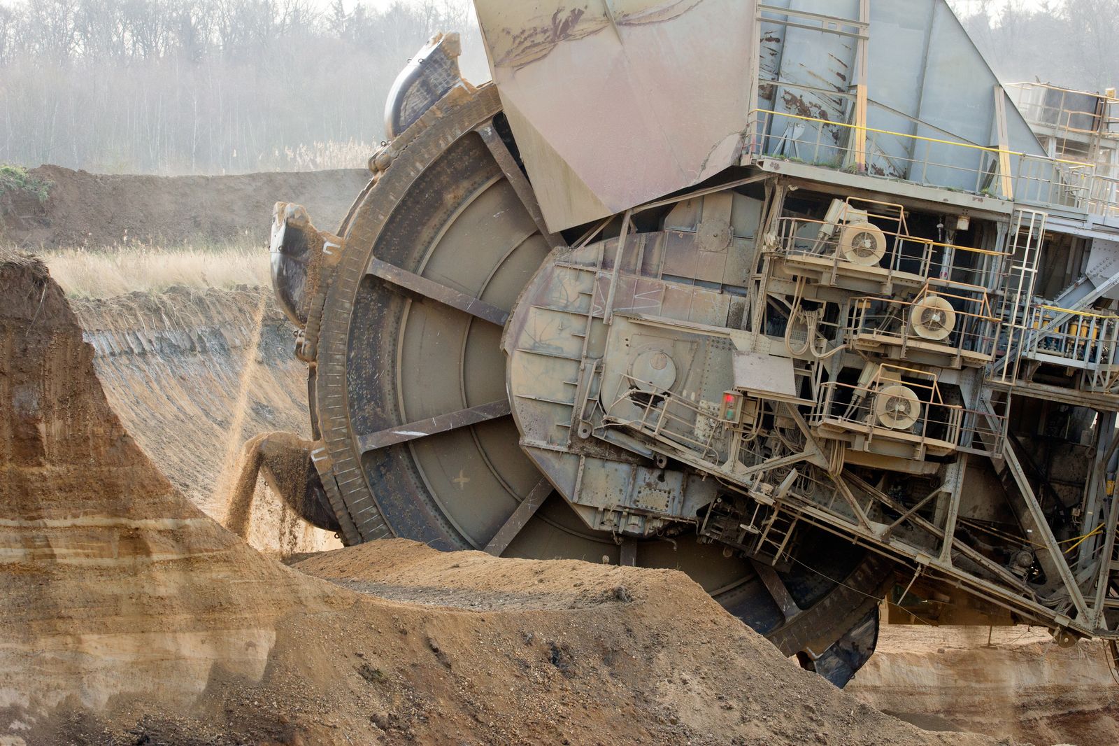 Giant,Bucket,Wheel,Excavator,Mining