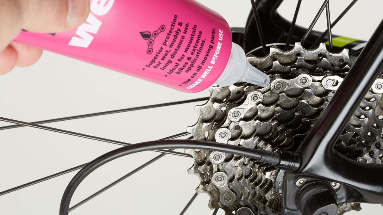 How to clean & Lubricate your bicycle chain How to clean & Lubricate your bicycle chain