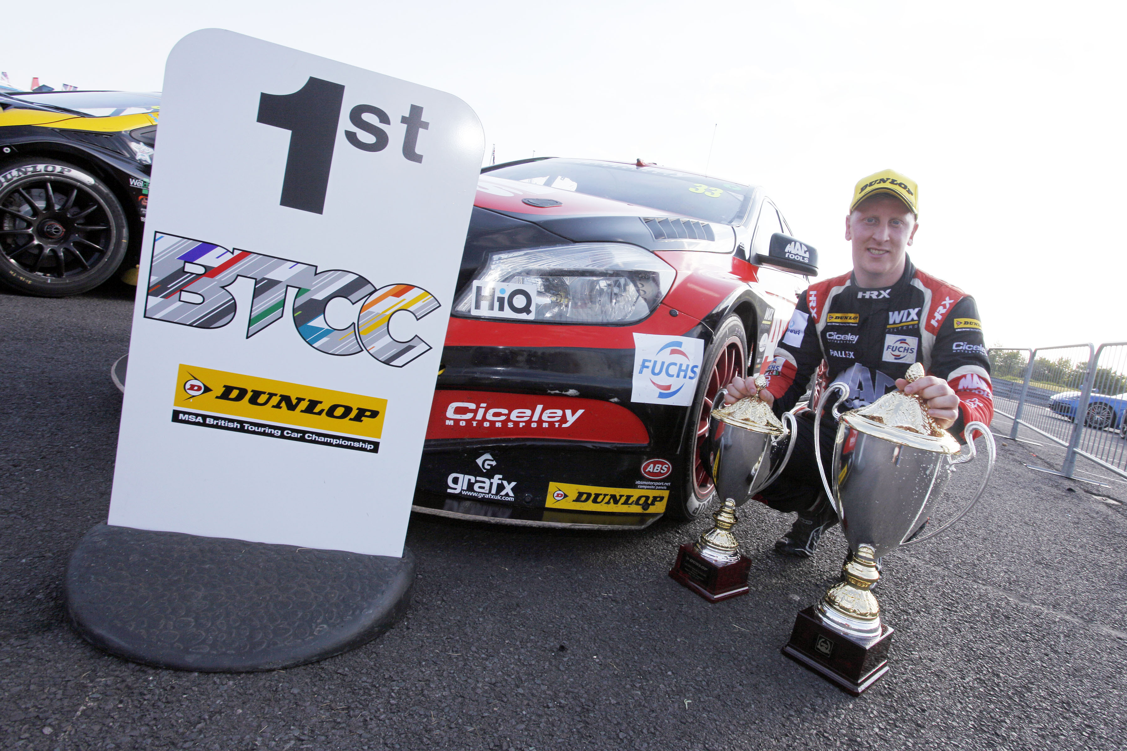 Morgan Leads BTCC Championship