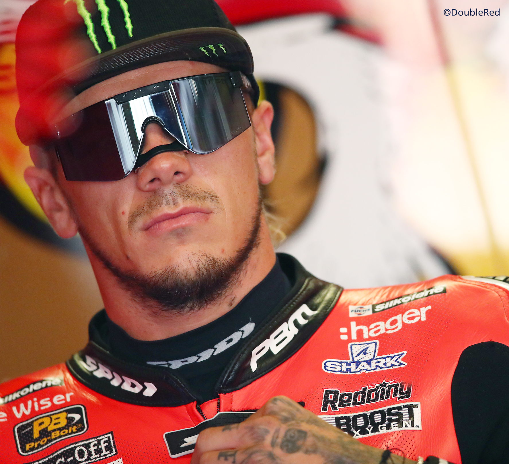 Round-Up: Redding extends advantage Round-Up: Redding extends advantage