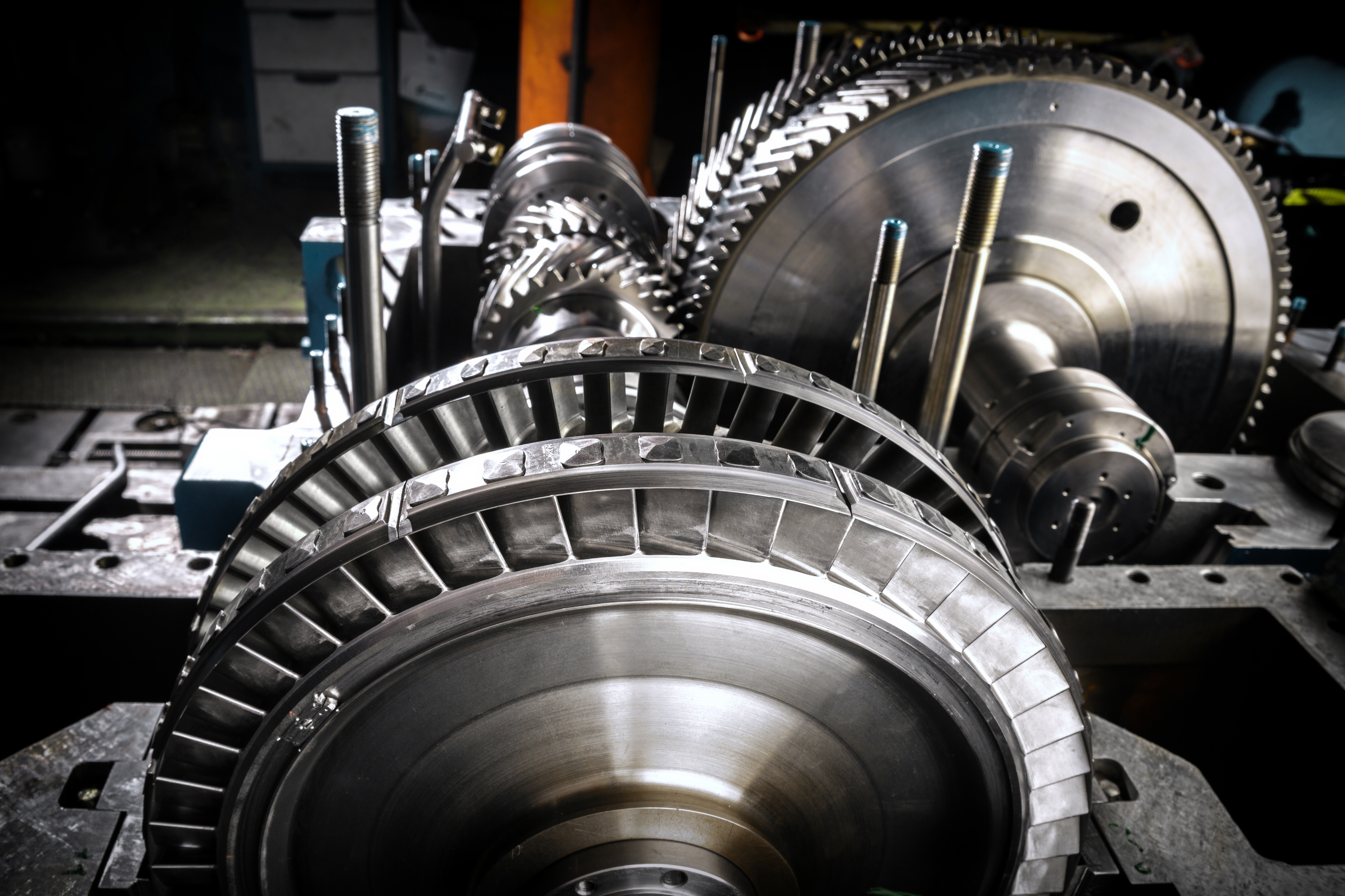 A wheel of a small steam turbine. A wheel of a small steam turbine.